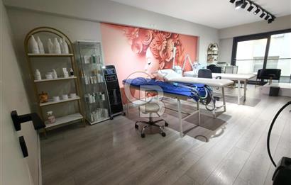 Karşıyaka çarşı’da Devren Kiralık Güzellik Salonu