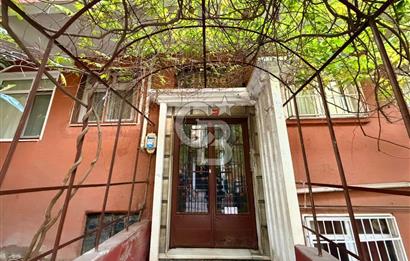 ZEYNEP KAMİL'DE KİRALIK BAKIMLI 3+1 DAİRE