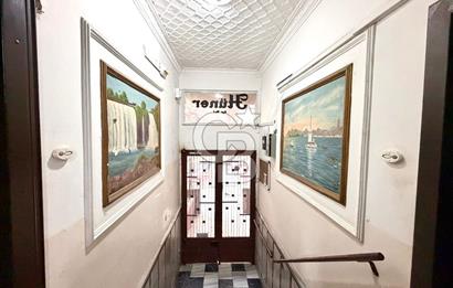 ZEYNEP KAMİL'DE KİRALIK BAKIMLI 3+1 DAİRE