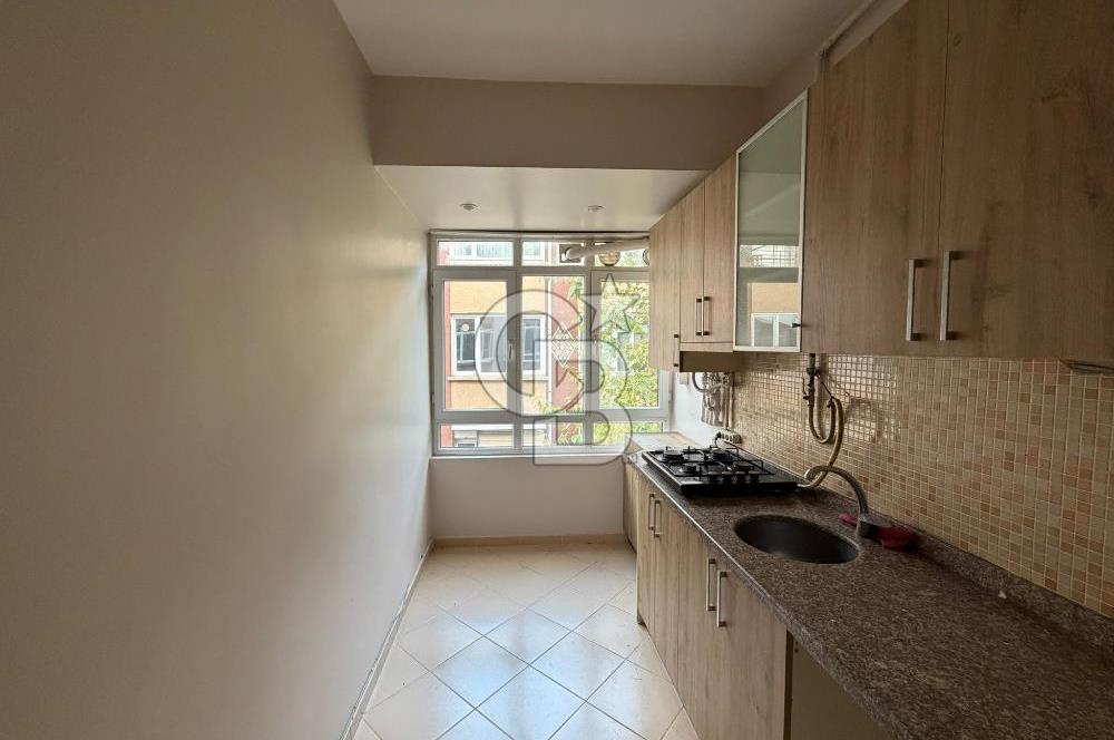 ZEYNEP KAMİL'DE KİRALIK BAKIMLI 3+1 DAİRE