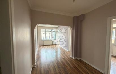 ZEYNEP KAMİL'DE KİRALIK BAKIMLI 3+1 DAİRE