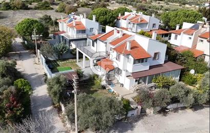 ÇEŞME 16 EYLÜL MAHALLESİ SATILIK 3+1 VİLLA