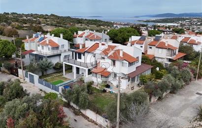 ÇEŞME 16 EYLÜL MAHALLESİ SATILIK 3+1 VİLLA