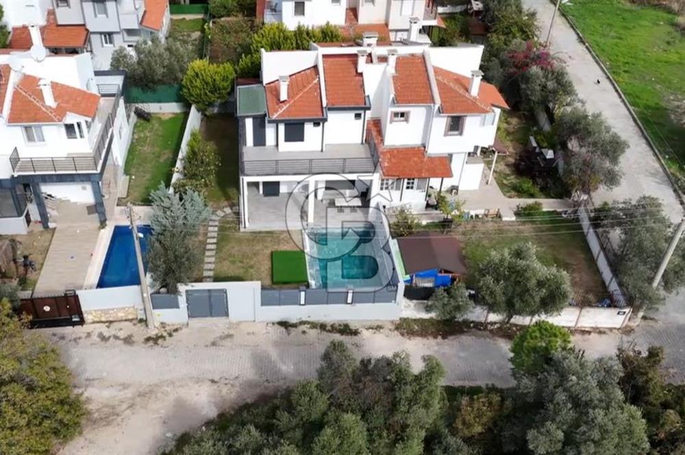 ÇEŞME 16 EYLÜL MAHALLESİ SATILIK 3+1 VİLLA