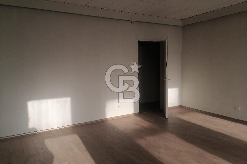 Taksim Camii Karşısı Ana Cadde Üzeri Kiralık Bina