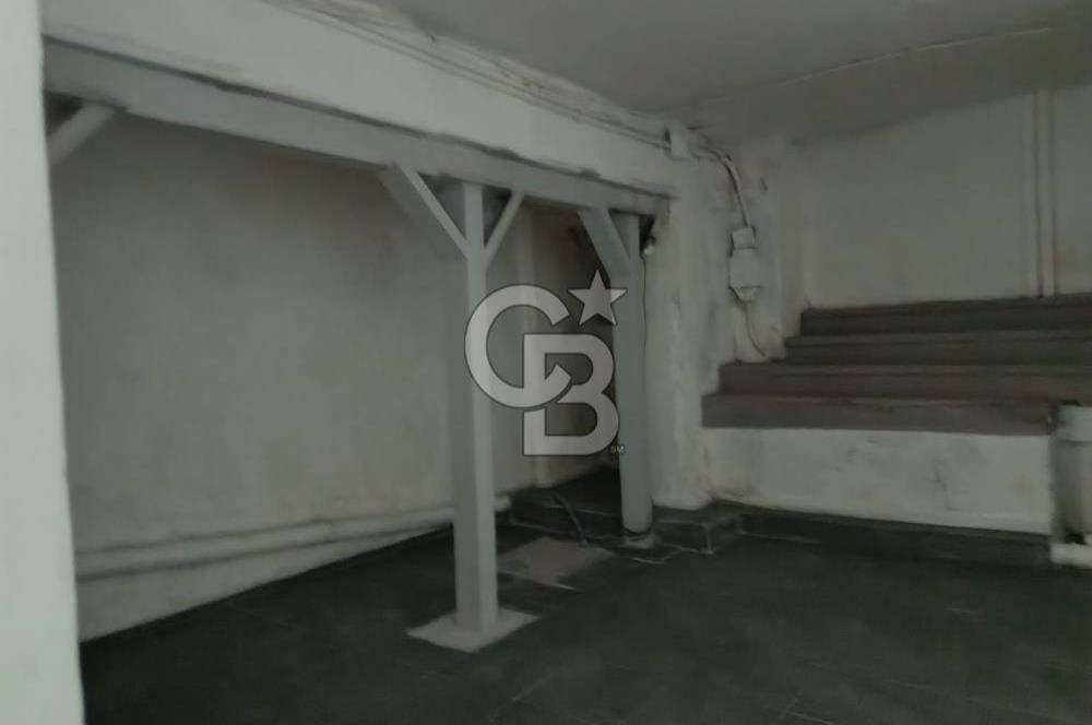 Taksim Camii Karşısı Ana Cadde Üzeri Kiralık Bina