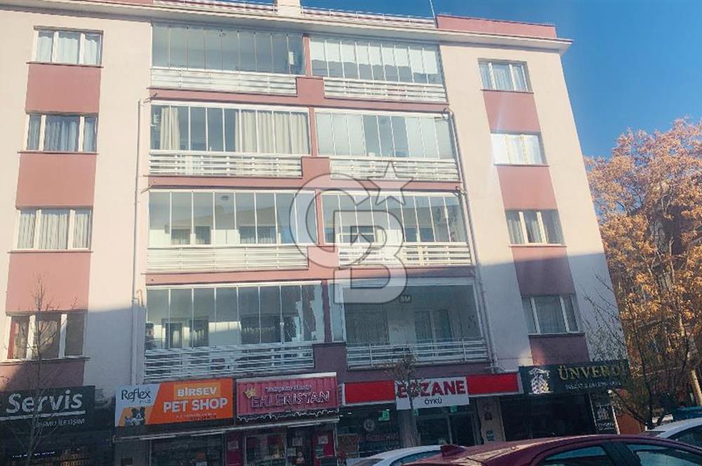 KÜÇÜKESAT CADDESİ ÜZERİNDE TUNALI YAKINI SATILIK DAİRE