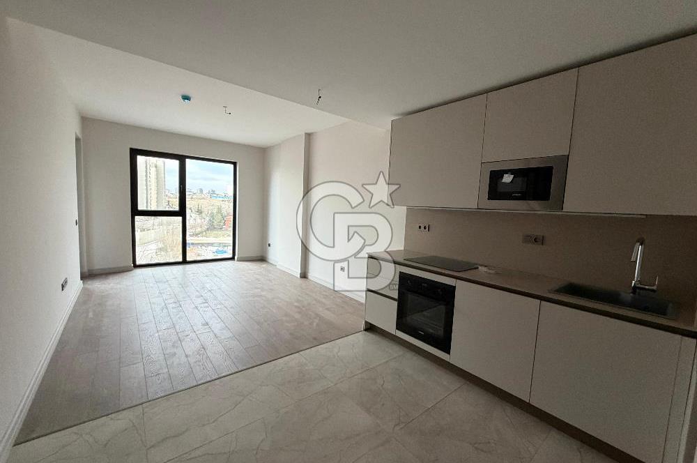 ALACAATLIDA KANUNİ SULTAN SÜLEYMAN BULVARI TONA REZİDAS SATILIK