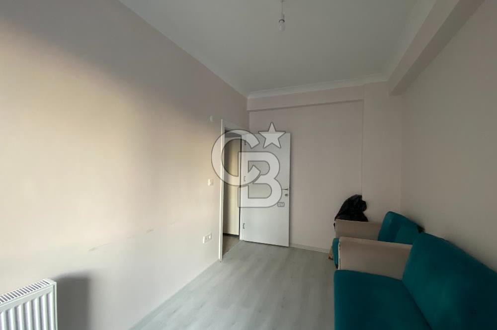 Ünalan Mahallesinde Satılık 2+1 Daire 