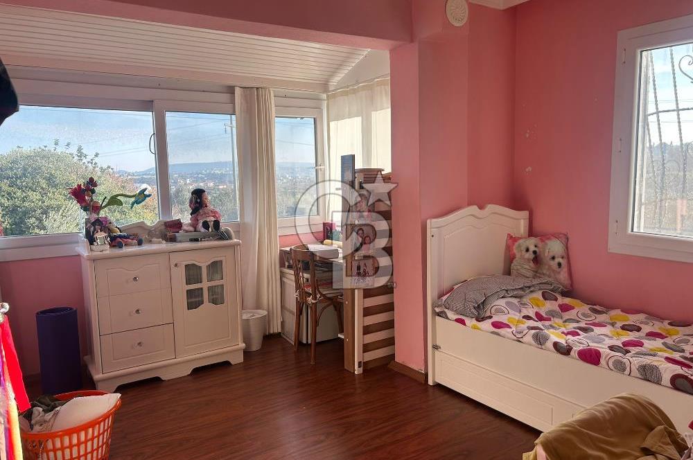 ÇEŞME 16 EYLÜL MAHALLESİ SATILIK 3+1 VİLLA