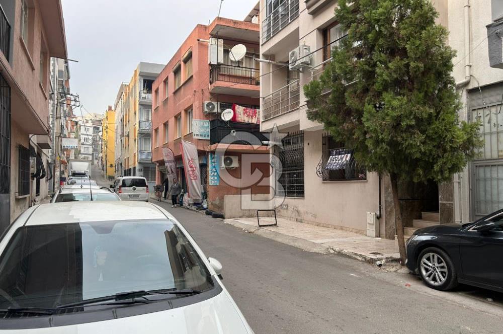 Karabağlar/Bozyaka Narlık Durağında Huzur Dolu 2+1 Satılık Ev