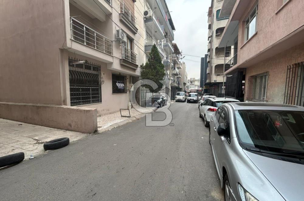 Karabağlar/Bozyaka Narlık Durağında Huzur Dolu 2+1 Satılık Ev