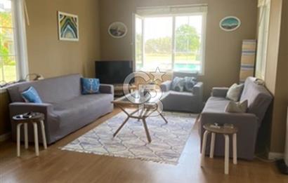 Saros Sazlıderede Satılık Şömineli Eşyalı 3+1 Ahsap Villa