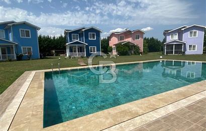 Saros Sazlıderede Satılık Şömineli Eşyalı 3+1 Ahsap Villa