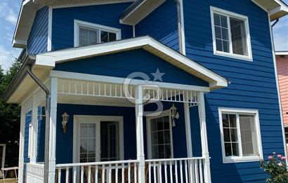 Saros Sazlıderede Satılık Şömineli Eşyalı 3+1 Ahsap Villa