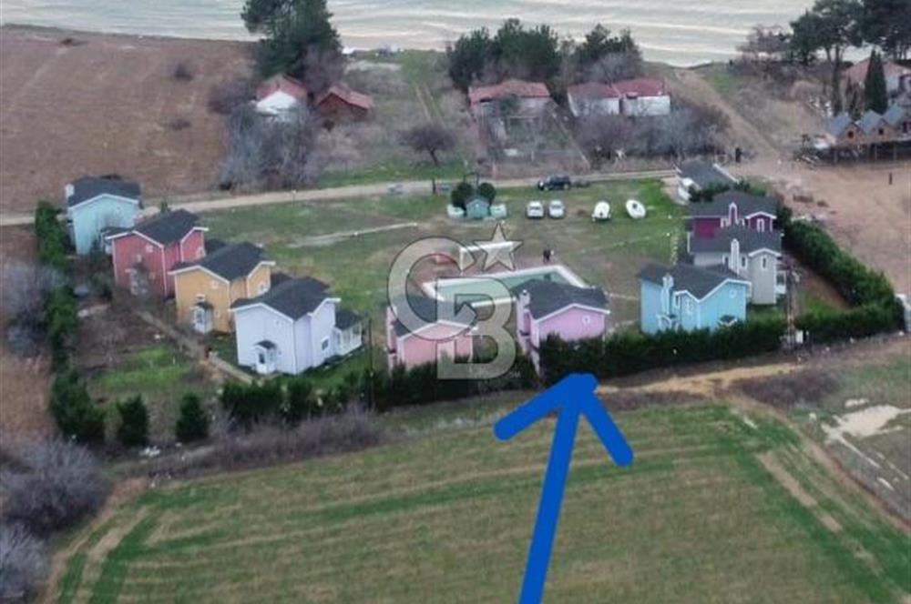 Saros Sazlıderede Satılık Şömineli Eşyalı 3+1 Ahsap Villa