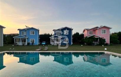 Saros Sazlıderede Satılık Şömineli Eşyalı 3+1 Ahsap Villa