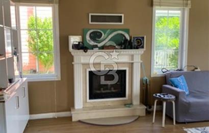 Saros Sazlıderede Satılık Şömineli Eşyalı 3+1 Ahsap Villa