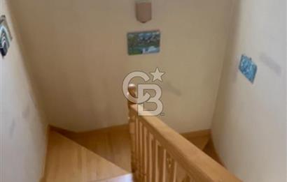 Saros Sazlıderede Satılık Şömineli Eşyalı 3+1 Ahsap Villa