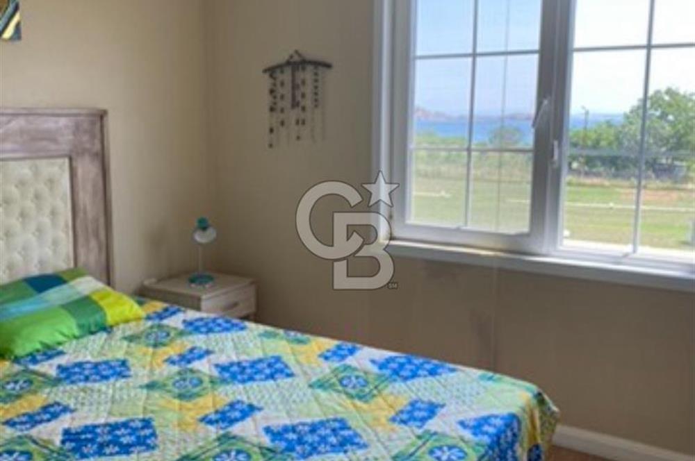 Saros Sazlıderede Satılık Şömineli Eşyalı 3+1 Ahsap Villa