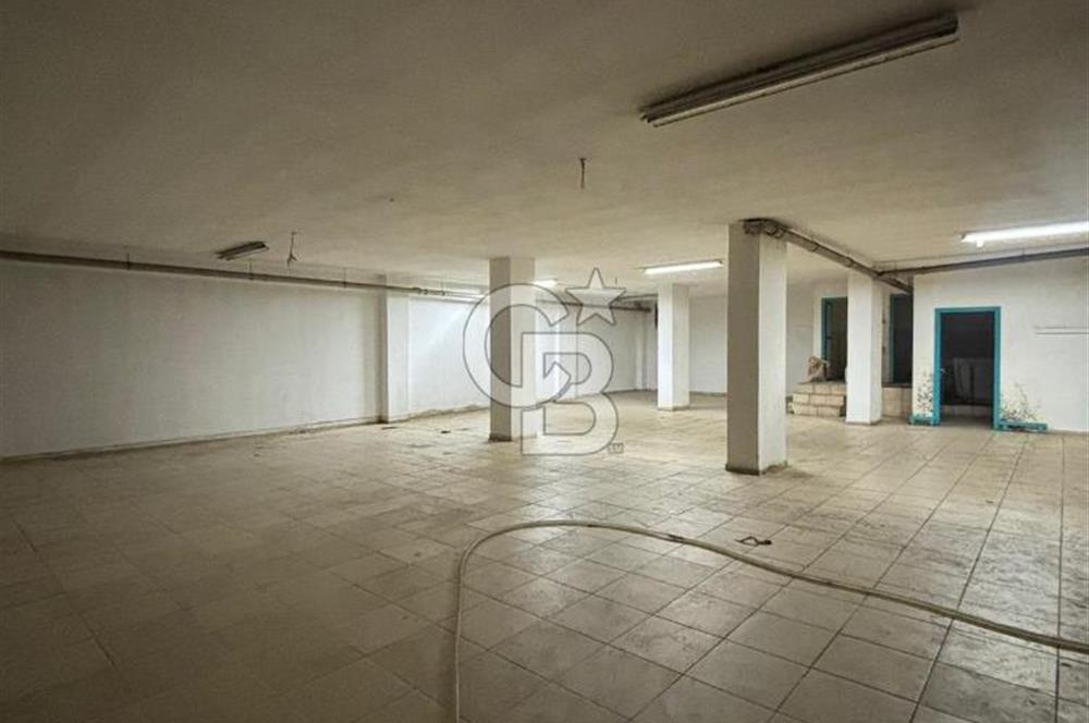 ÇAYIROVA İSTİKLAL CAD ÜZERİNDE 440 M2 KİRALIK FIRSAT İŞ YERİ