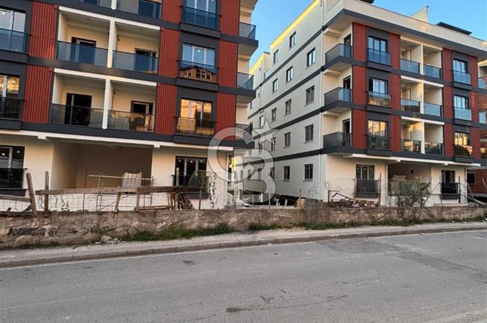 ÇAYIROVA İSTİKLAL ANA CADDESİ ÜZERİNDE 440 M2 SATILIK İŞ YERİ