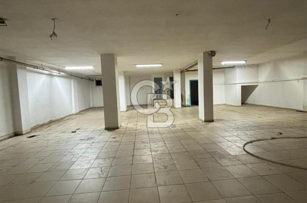 ÇAYIROVA İSTİKLAL ANA CADDESİ ÜZERİNDE 440 M2 SATILIK İŞ YERİ