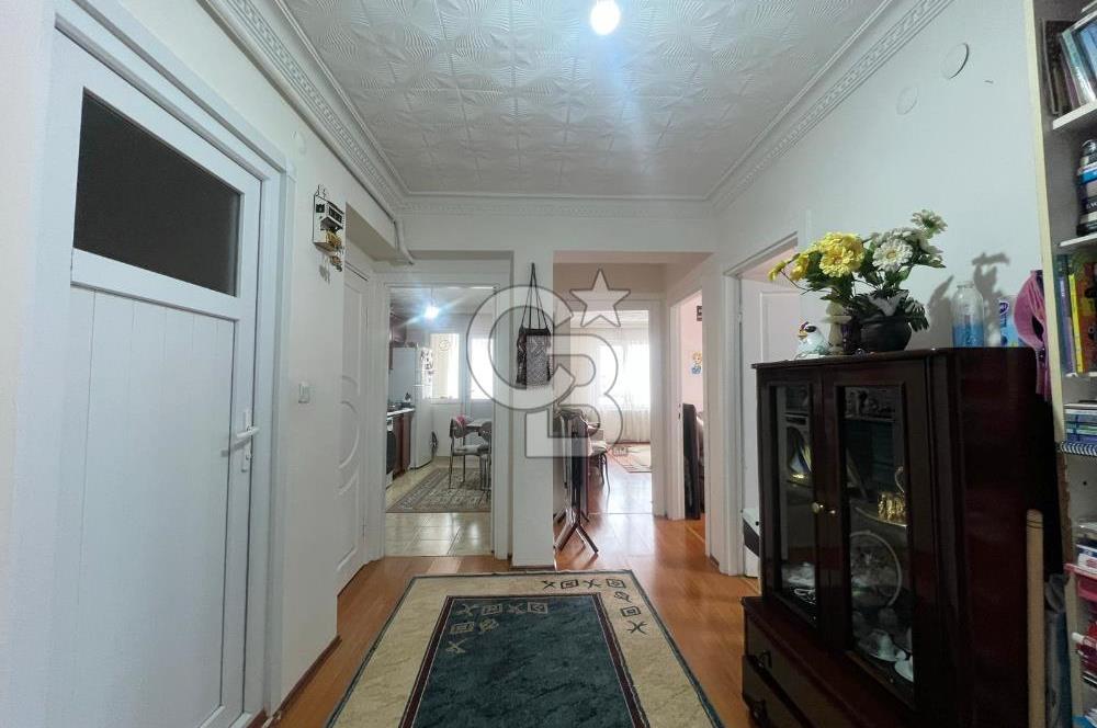 GAMZE ÖZDEMİR CD. ÜZERİ EMSALLERİN ALTINDA BAKIMLI ÖN CEPHE 3+1 