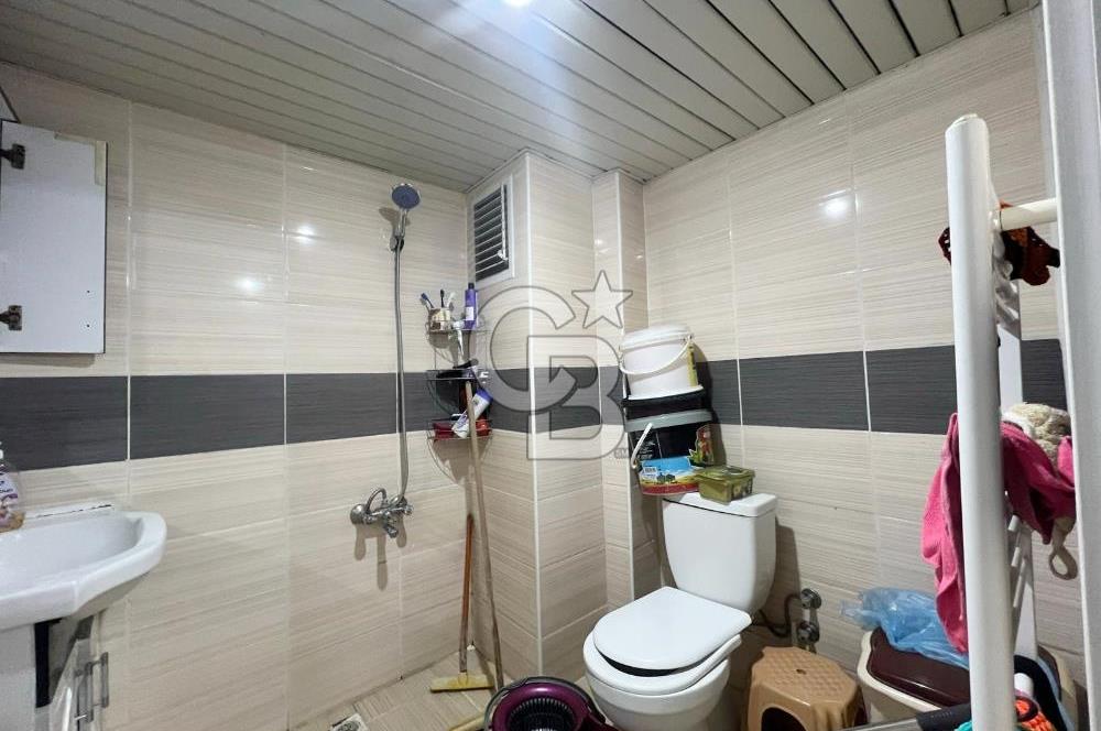 GAMZE ÖZDEMİR CD. ÜZERİ EMSALLERİN ALTINDA BAKIMLI ÖN CEPHE 3+1 