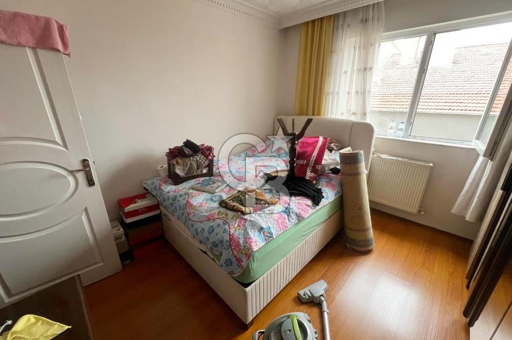 GAMZE ÖZDEMİR CD. ÜZERİ EMSALLERİN ALTINDA BAKIMLI ÖN CEPHE 3+1 