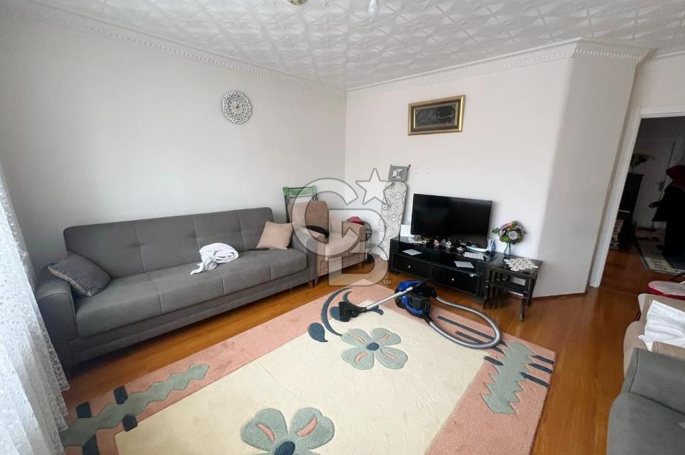 GAMZE ÖZDEMİR CD. ÜZERİ EMSALLERİN ALTINDA BAKIMLI ÖN CEPHE 3+1 