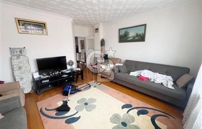 GAMZE ÖZDEMİR CD. ÜZERİ EMSALLERİN ALTINDA BAKIMLI ÖN CEPHE 3+1 