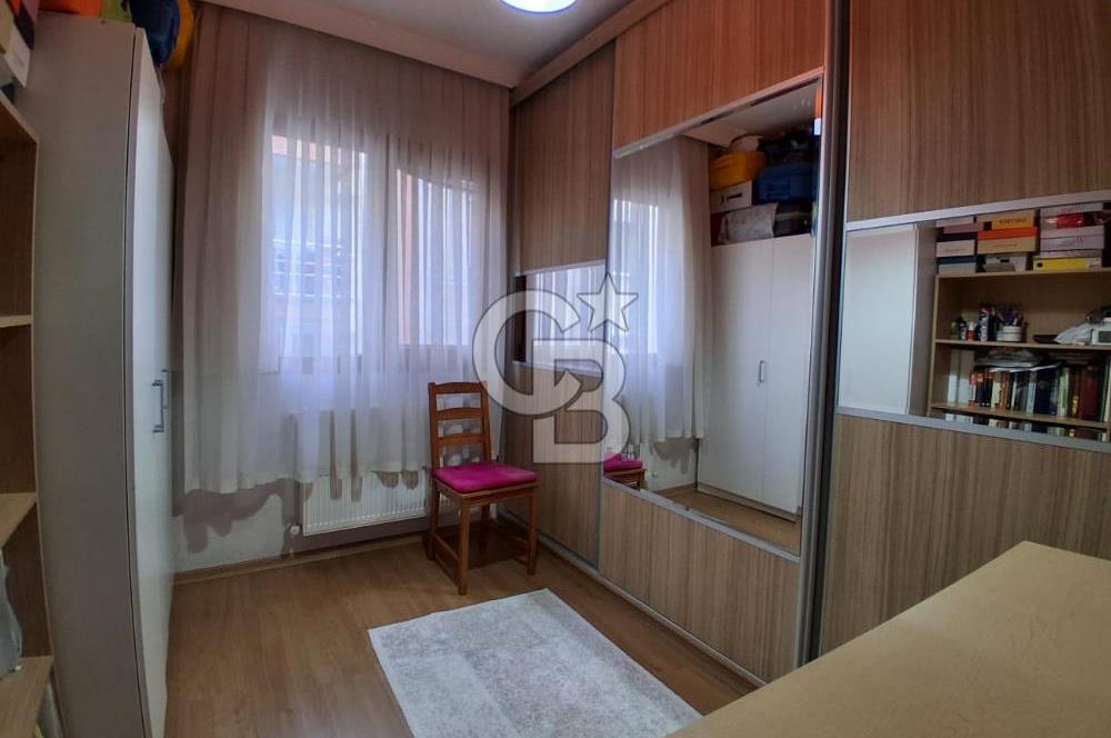 Bornova Ergene Mahallesinde 3+1  Önü Açık Satılık Arakat Ev