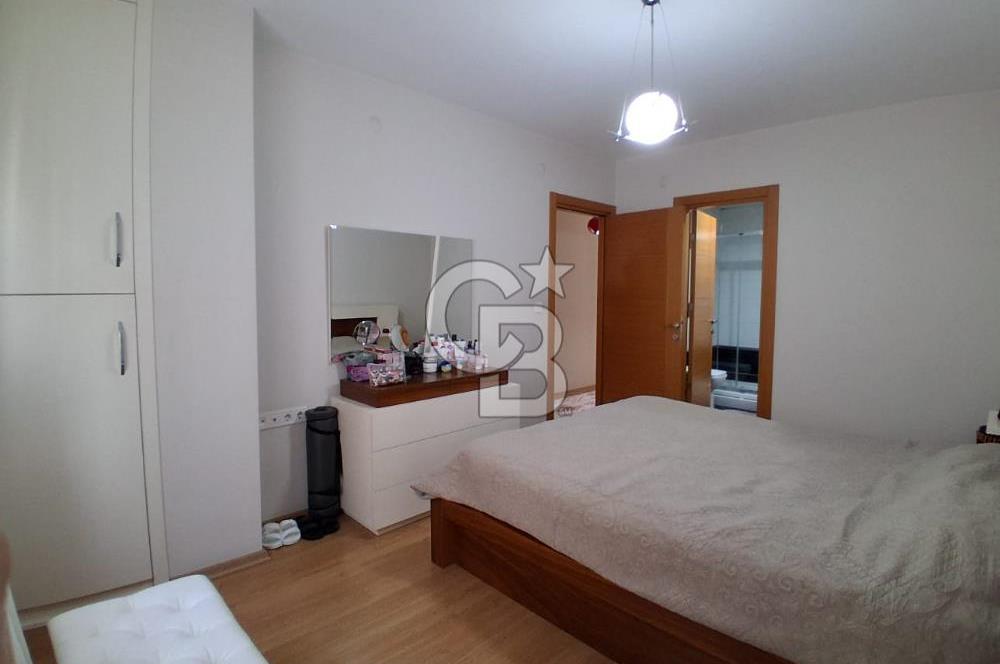 Bornova Ergene Mahallesinde 3+1  Önü Açık Satılık Arakat Ev