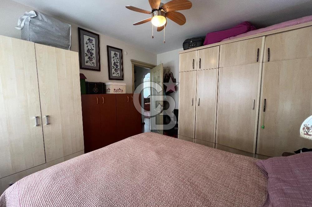 Karşıyaka Donanmacı'da Geniş Teraslı 2+1 Daire 