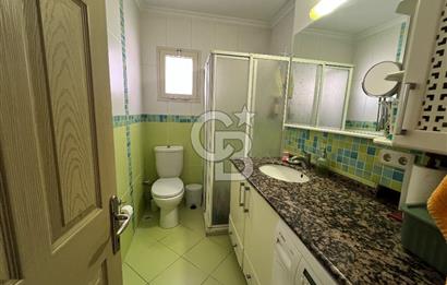 Karşıyaka Donanmacı'da Geniş Teraslı 2+1 Daire 