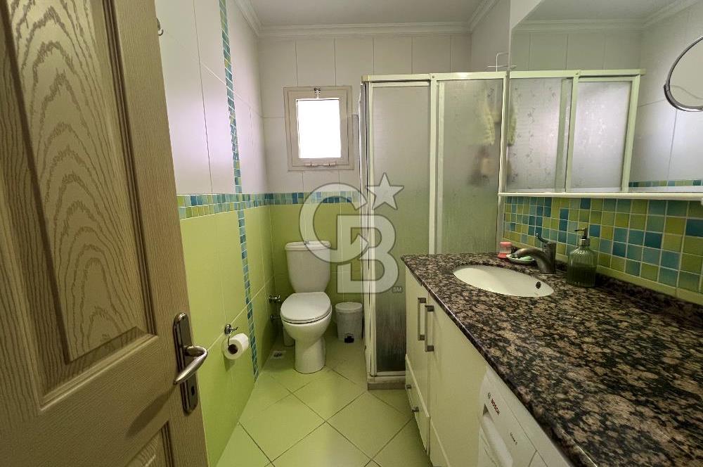 Karşıyaka Donanmacı'da Geniş Teraslı 2+1 Daire 