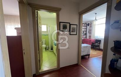 Karşıyaka Donanmacı'da Geniş Teraslı 2+1 Daire 