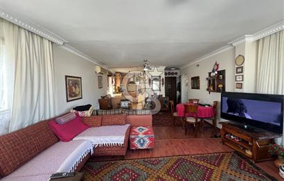 Karşıyaka Donanmacı'da Geniş Teraslı 2+1 Daire 