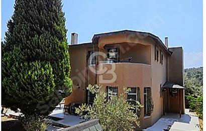 Kemalpaşa Çiniliköy Yaşamkent Sitesinde Satılık Villa