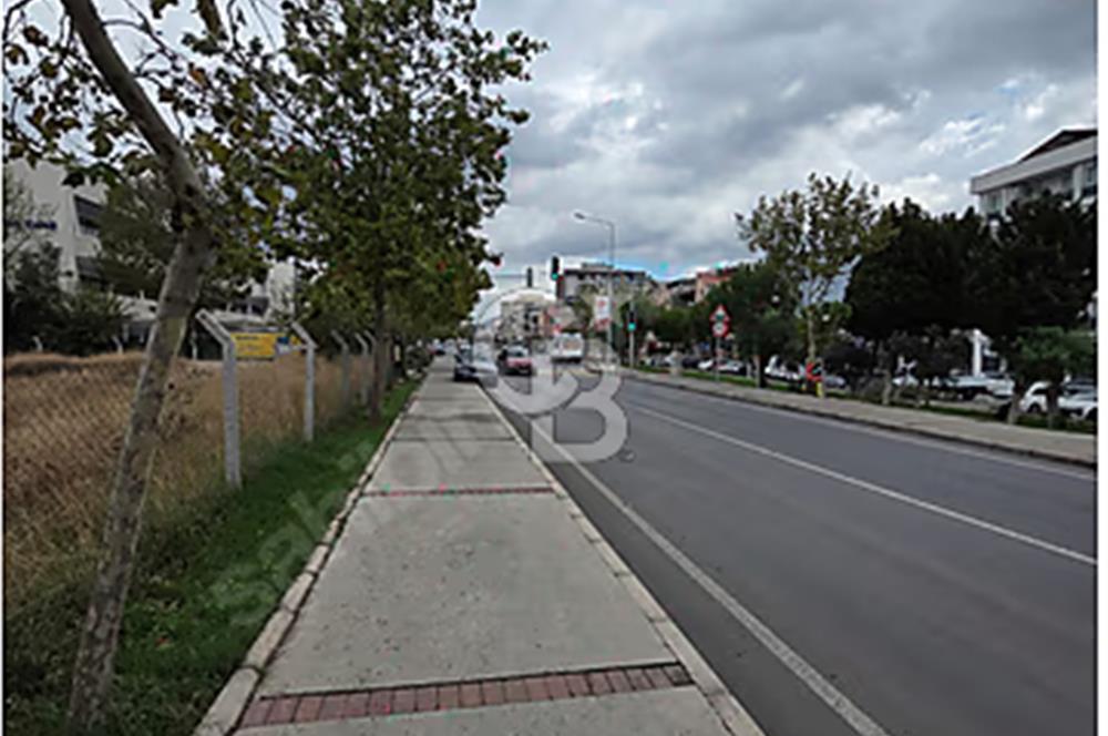Bornova Forum Yakını Okul İmarlı Arsa