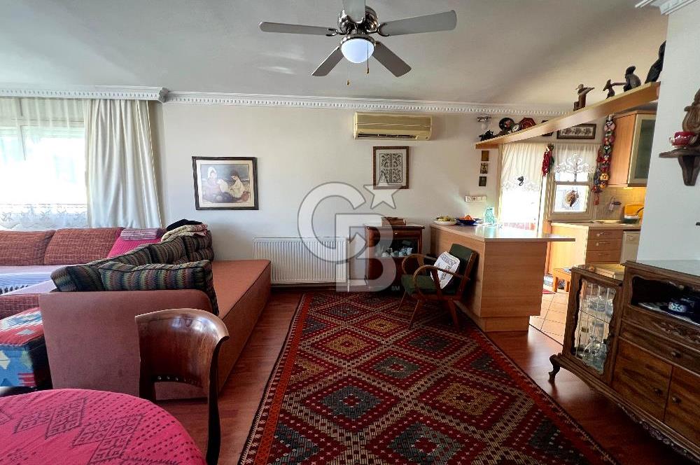 Karşıyaka Donanmacı'da Geniş Teraslı 2+1 Daire 