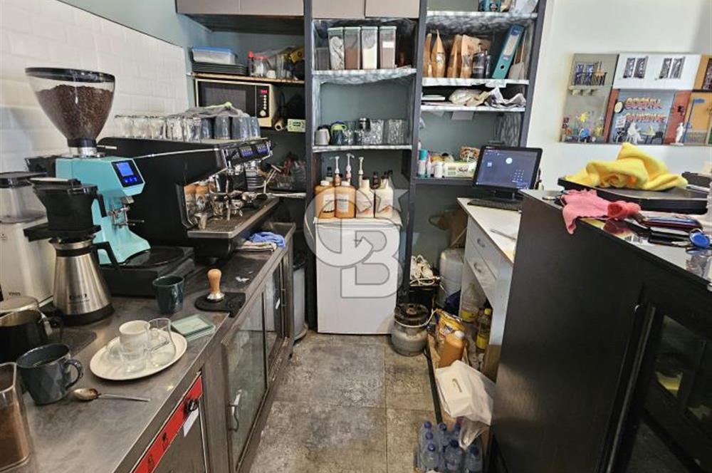 FARABİ CADDESİNDE DEVREN KİRALIK CAFE