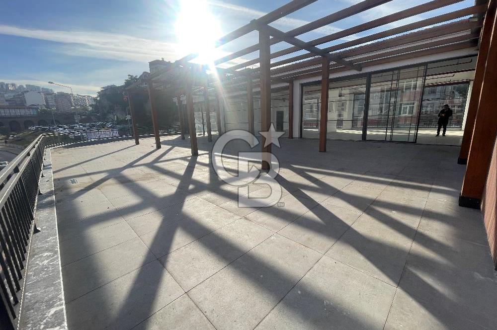 CB LİKA'DAN İŞLEK LOKASYONDA KİRALIK DÜKKAN