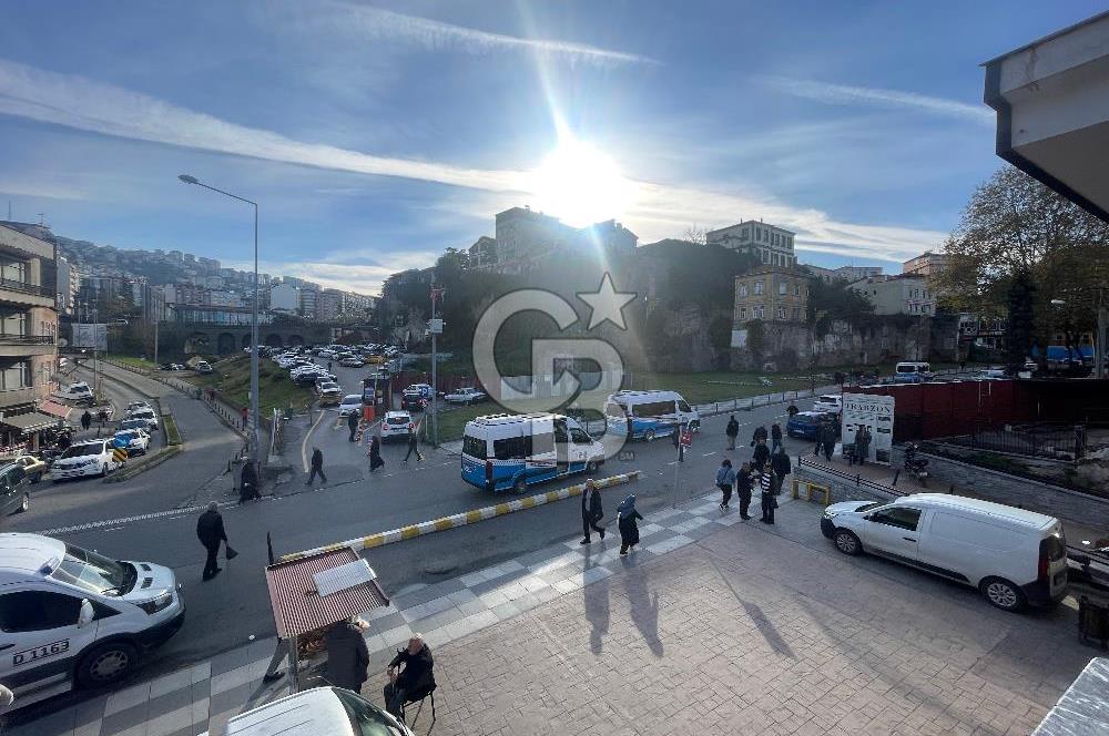 CB LİKA'DAN İŞLEK LOKASYONDA KİRALIK DÜKKAN