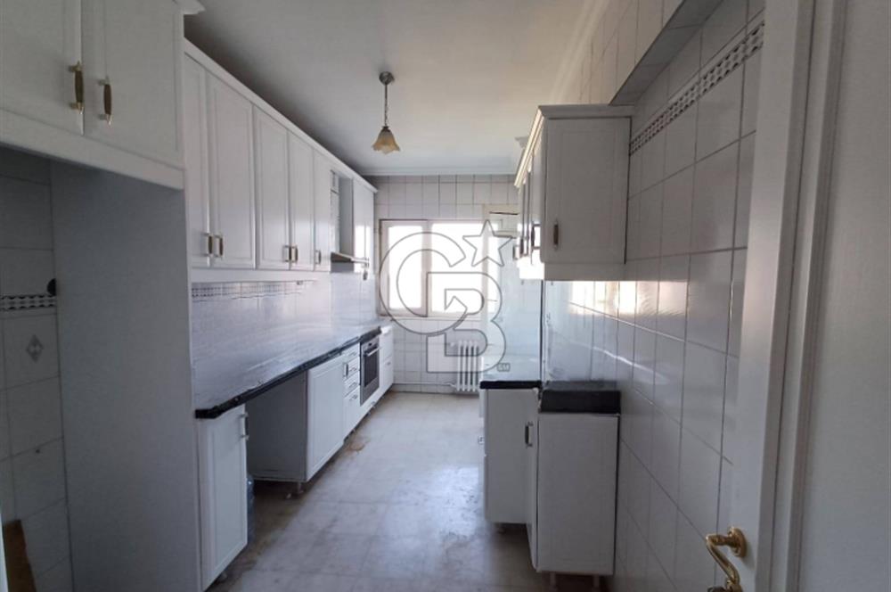 Levazım Aktaş Sitesi'nde 3+1 Satılık Daire