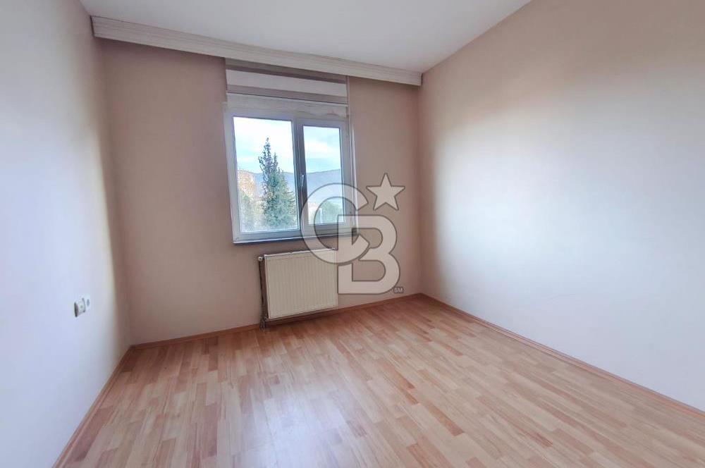 İZNİKTE DARKA SİTESİ KARŞISINDA SATILIK 3+1 PERDE BETONLU DAİRE