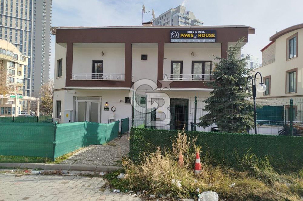 YAŞAMKENT BESA KARİNA ARKASI DOĞA KOLEJİ KARŞISI OTEL VE DÜKKAN KİRACILI SATILIK VİLLA