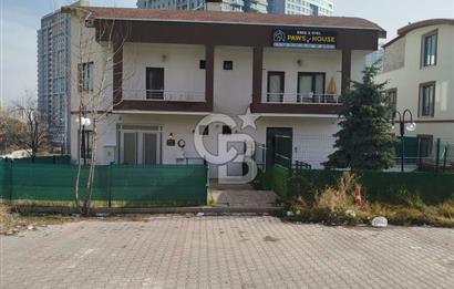 YAŞAMKENT BESA KARİNA ARKASI DOĞA KOLEJİ KARŞISI OTEL VE DÜKKAN KİRACILI SATILIK VİLLA