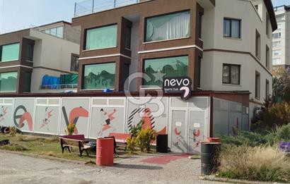 YAŞAMKENT BESA KARİNA ARKASI DOĞA KOLEJİ KARŞISI OTEL VE DÜKKAN KİRACILI SATILIK VİLLA